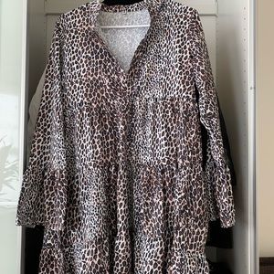 Instagram Ad Dress - No branding